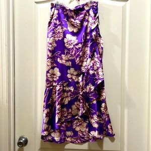 Light weight skirt purple tone